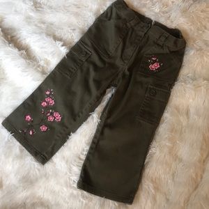 EUC Gymboree Embroidered Cargo Pants